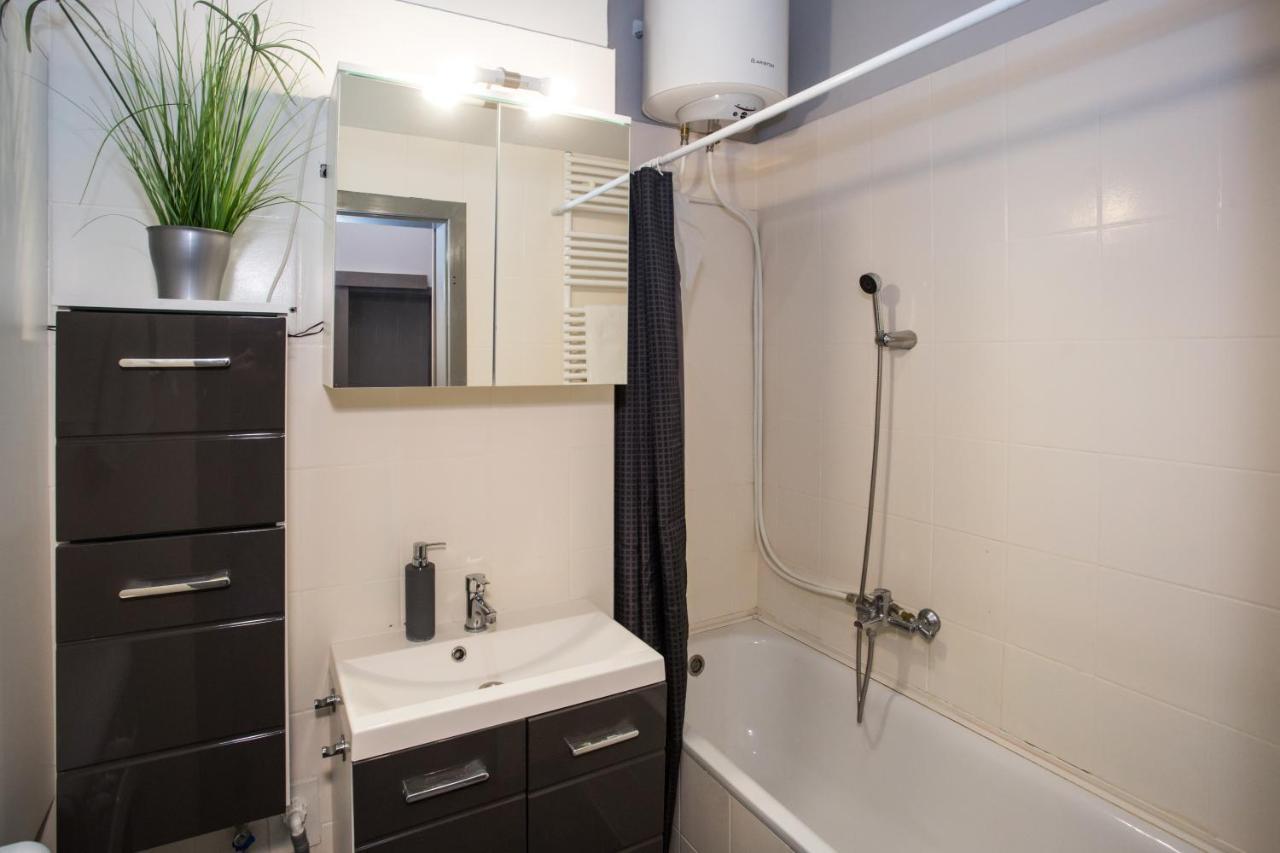 Aradi Apartment Boedapest Buitenkant foto